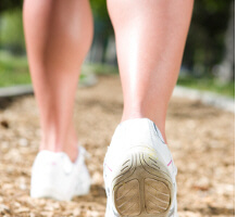 woman_feet_walking_away