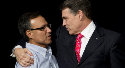 Rick Perry adn Luis Cataldo